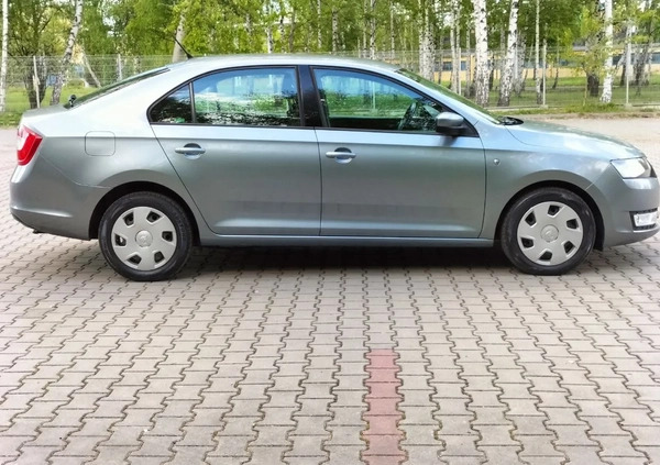 Skoda RAPID cena 27900 przebieg: 146000, rok produkcji 2013 z Katowice małe 137